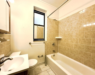 3133 Broadway - Photo Thumbnail 3
