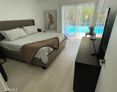 5357 Ellenvale Avenue - Photo Thumbnail 17