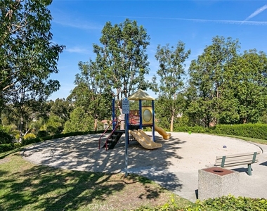8 Coral Ridge - Photo Thumbnail 27