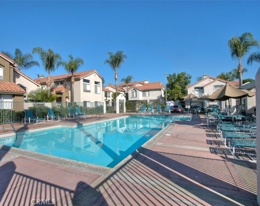 8 Coral Ridge - Photo Thumbnail 22