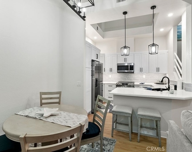 8 Coral Ridge - Photo Thumbnail 5