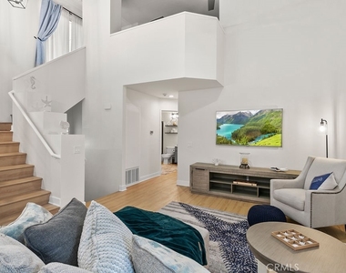 8 Coral Ridge - Photo Thumbnail 4