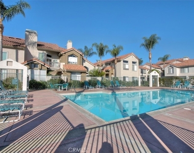 8 Coral Ridge - Photo Thumbnail 21