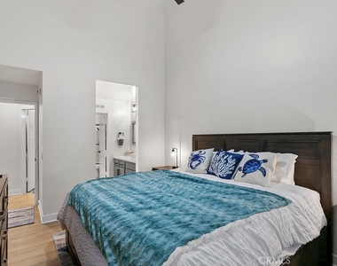 8 Coral Ridge - Photo Thumbnail 10