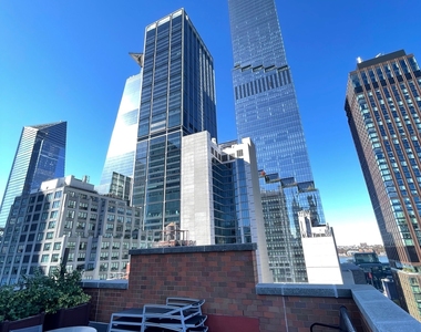 444 West 35th Street - Photo Thumbnail 9
