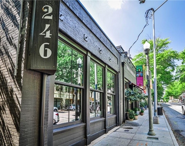 1454 Catherine Street - Photo Thumbnail 25