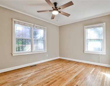 1454 Catherine Street - Photo Thumbnail 13