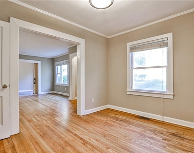 1454 Catherine Street - Photo Thumbnail 8
