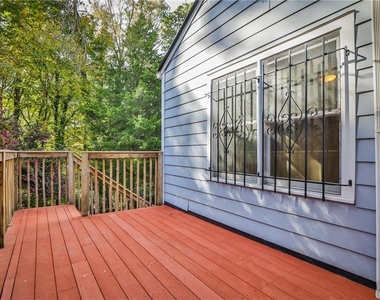 1454 Catherine Street - Photo Thumbnail 15