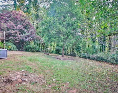 1454 Catherine Street - Photo Thumbnail 16