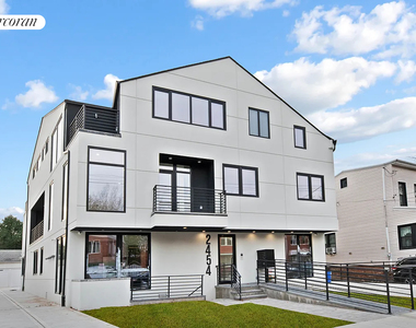 2454 E 15th St - Photo Thumbnail 6