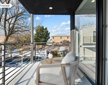 2454 E 15th St - Photo Thumbnail 5