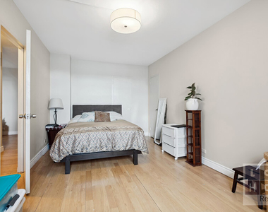 473 Fdr Dr - Photo Thumbnail 6