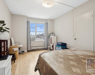 473 Fdr Dr - Photo Thumbnail 5