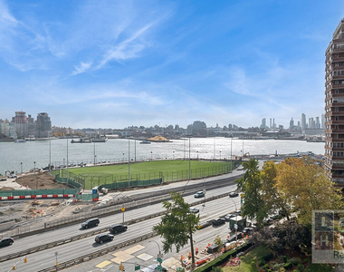 473 Fdr Dr - Photo Thumbnail 9