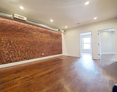 585 Franklin Avenue - Photo Thumbnail 1