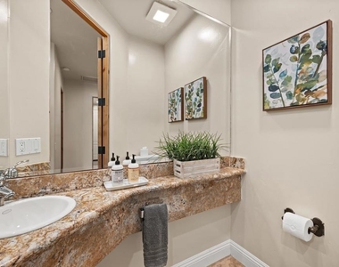 1632 S Pacific Street - Photo Thumbnail 13