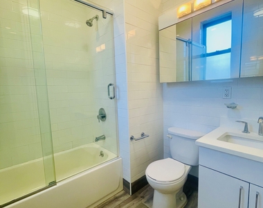166 West 72nd Street - Photo Thumbnail 13