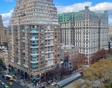 166 West 72nd Street - Photo Thumbnail 2
