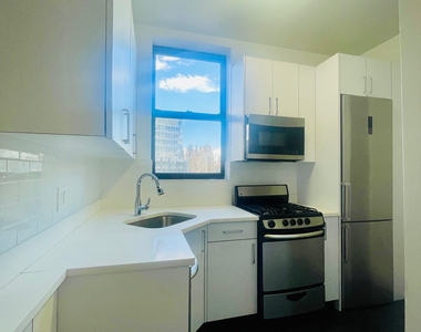 166 West 72nd Street - Photo Thumbnail 11