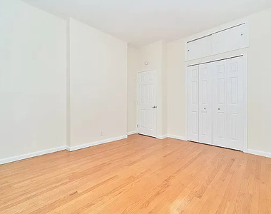 306 East 91st Street - Photo Thumbnail 5