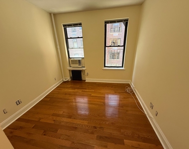 326 East 58th Street - Photo Thumbnail 1
