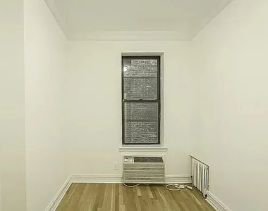 326 East 58th Street - Photo Thumbnail 7