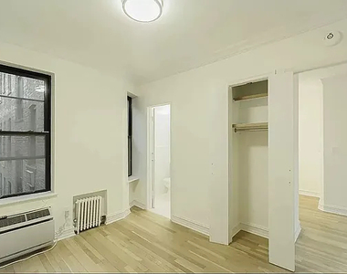 326 East 58th Street - Photo Thumbnail 5