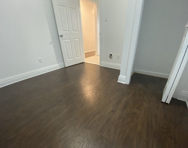 West 152nd Street - Photo Thumbnail 6