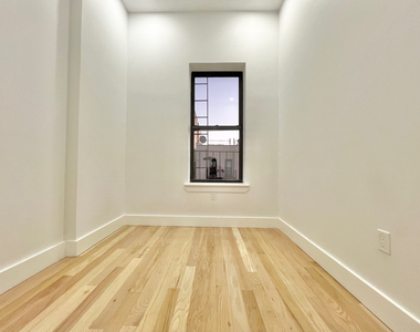 1332 Sterling Place - Photo Thumbnail 2