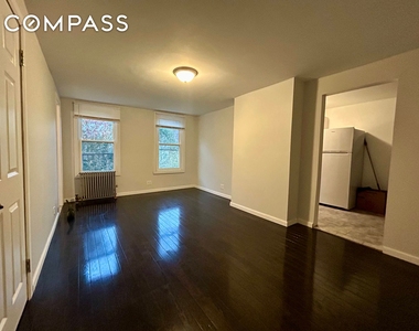 50 Dikeman St - Photo Thumbnail 4