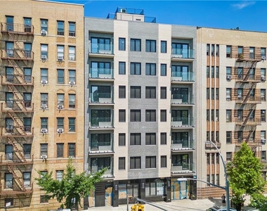 112 Seaman Avenue - Photo Thumbnail 6
