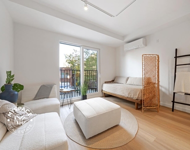 931 Carroll Street - Photo Thumbnail 1