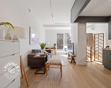 931 Carroll Street - Photo Thumbnail 7
