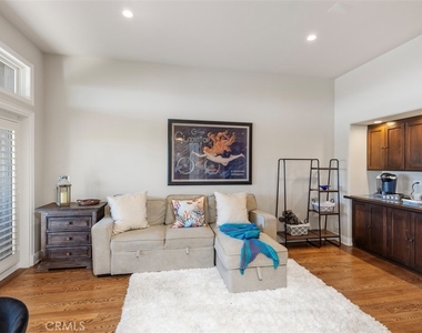 24536 Santa Clara Avenue - Photo Thumbnail 34