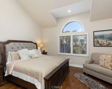 24536 Santa Clara Avenue - Photo Thumbnail 20