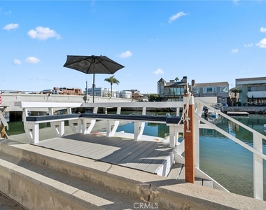 125 Grand Canal - Photo Thumbnail 2