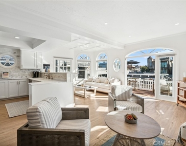 125 Grand Canal - Photo Thumbnail 4