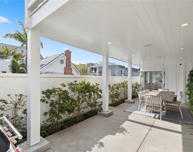 300 Coral Avenue - Photo Thumbnail 14
