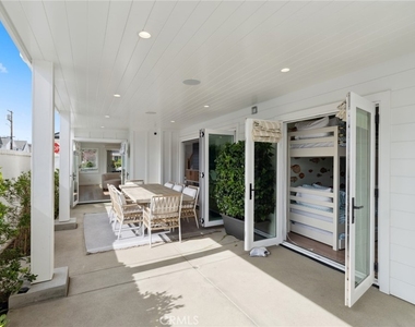 300 Coral Avenue - Photo Thumbnail 13