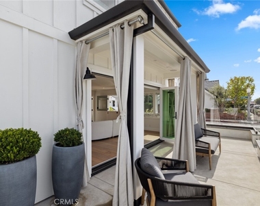 300 Coral Avenue - Photo Thumbnail 25