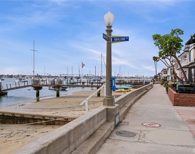 112 Abalone Avenue - Photo Thumbnail 4