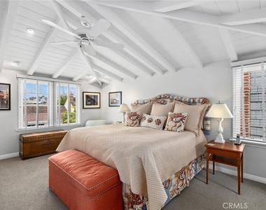 112 Abalone Avenue - Photo Thumbnail 12