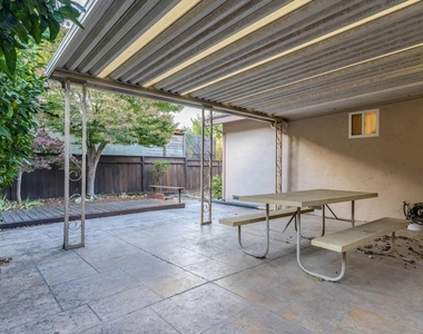 2315 Hoytt Ct - Photo Thumbnail 36