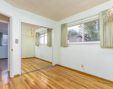 2315 Hoytt Ct - Photo Thumbnail 23
