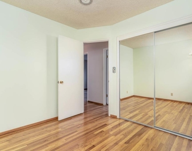 2315 Hoytt Ct - Photo Thumbnail 24