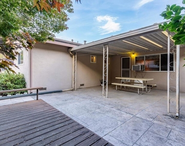 2315 Hoytt Ct - Photo Thumbnail 33