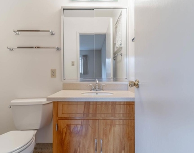2315 Hoytt Ct - Photo Thumbnail 21