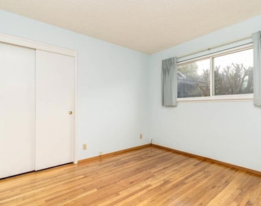 2315 Hoytt Ct - Photo Thumbnail 30