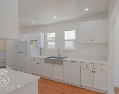 1845 Midvale Avenue - Photo Thumbnail 32